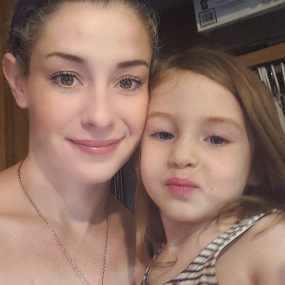 Meet your Posher, Alex - Picture 5 of 9